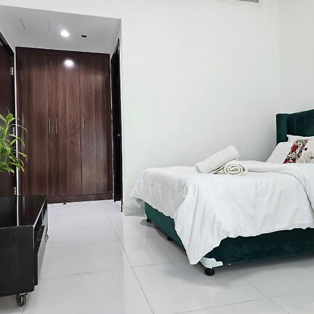 Dubai Silicon Oasis Staycation Exterior foto