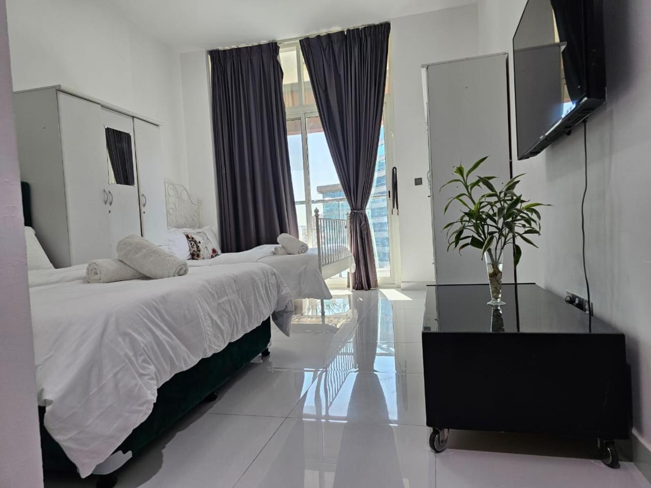 Dubai Silicon Oasis Staycation Exterior foto
