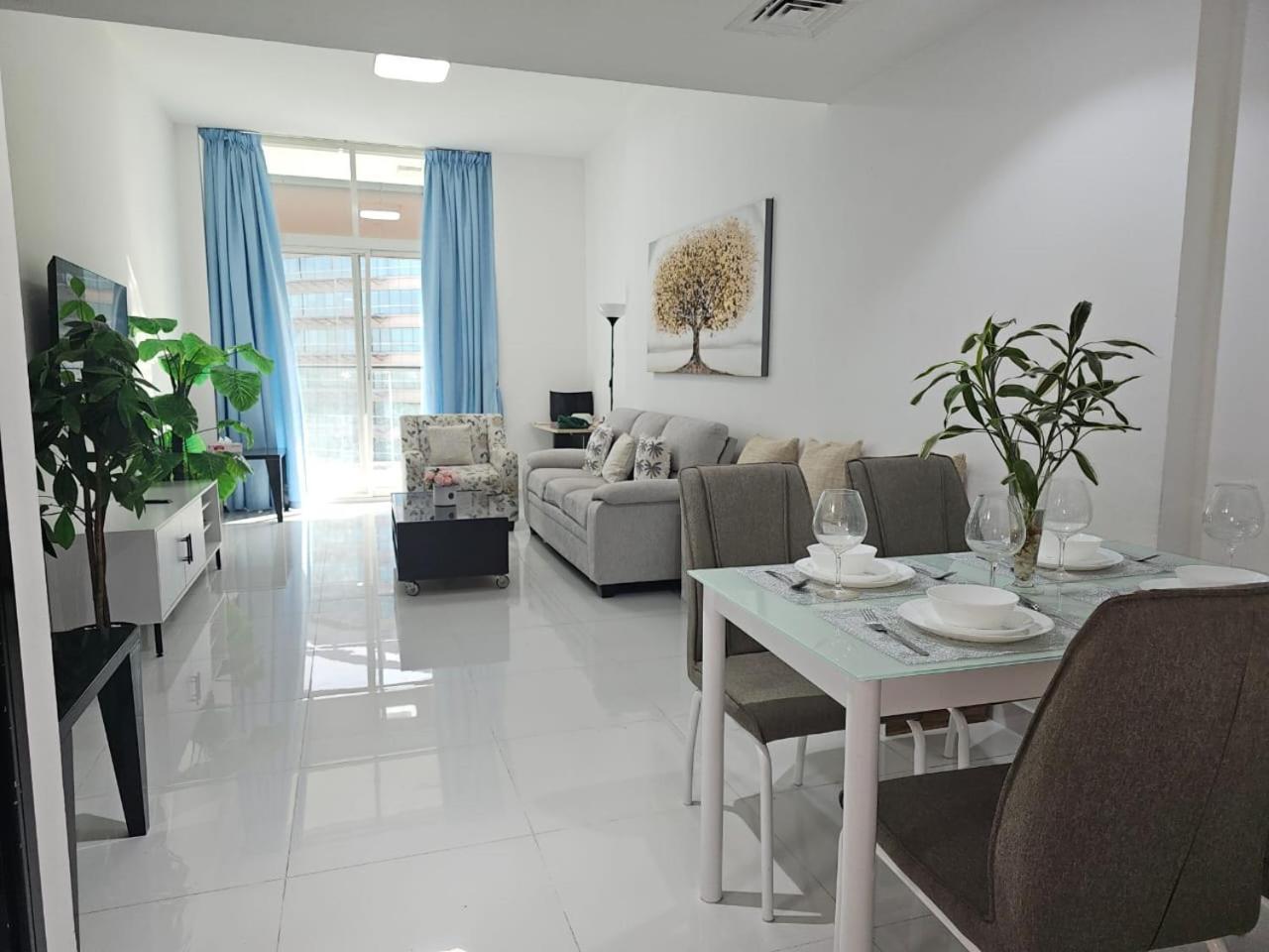 Dubai Silicon Oasis Staycation Exterior foto